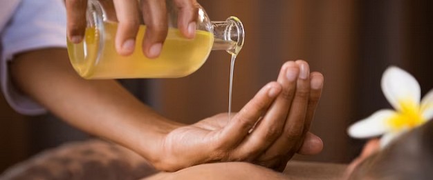 Thai/ Oil Massage